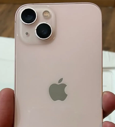 club-mix-store-iphone-13